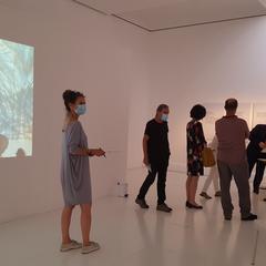 Franz Moser bei Werk und Lernstation von Maria Seisenbacher und Interviewvideo Sung Min Kim