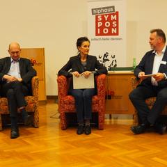 Das Podium am Freitag mit Hans G. Zeger, Gabriele Sorgo und Erich Wagner-Walser